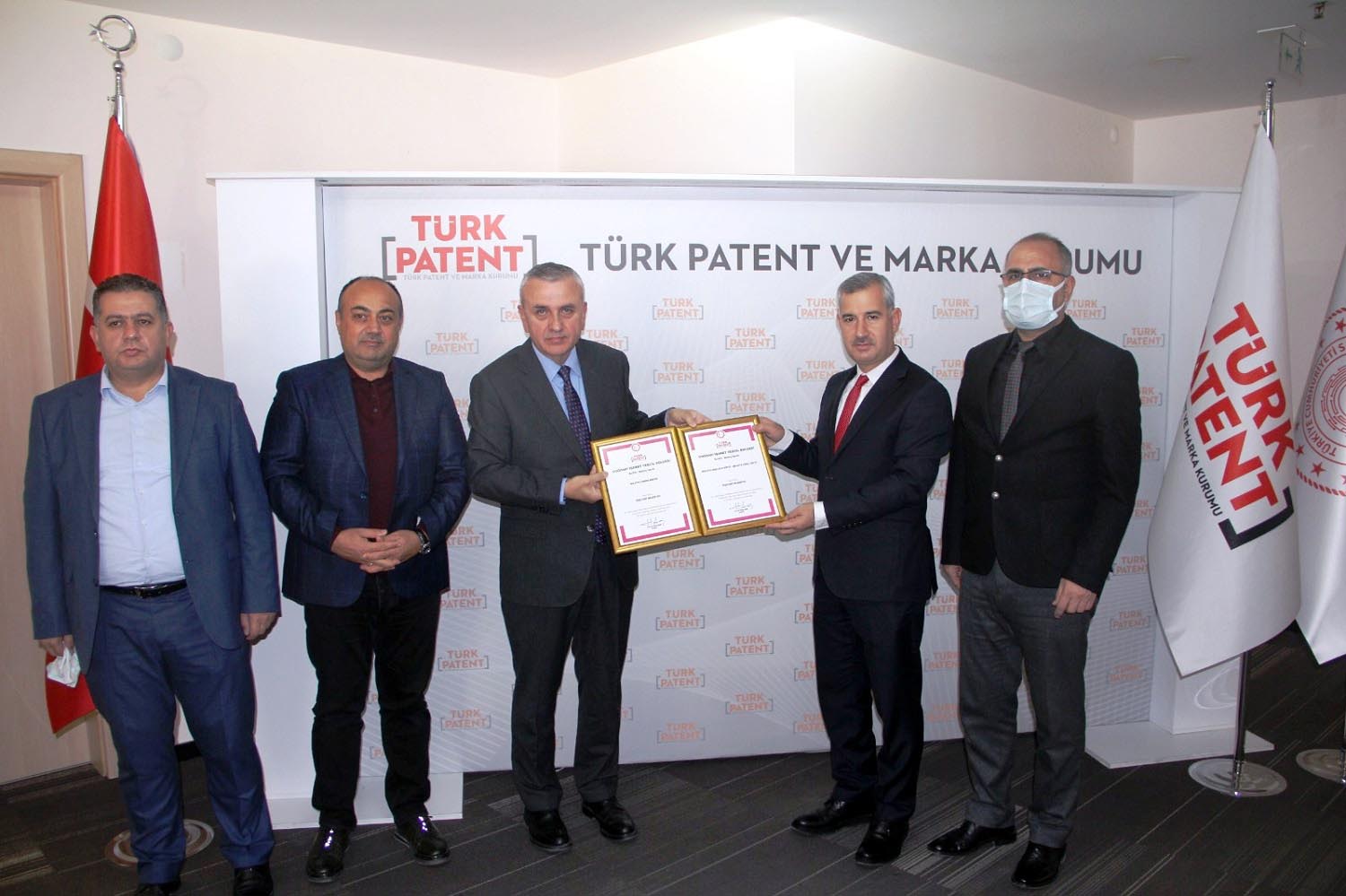 Malatya Tandır Ekmeği İle Malatya Analı-Kızlı Köftesi Coğrafi İşaret Tescil Belgesine Kavuştu