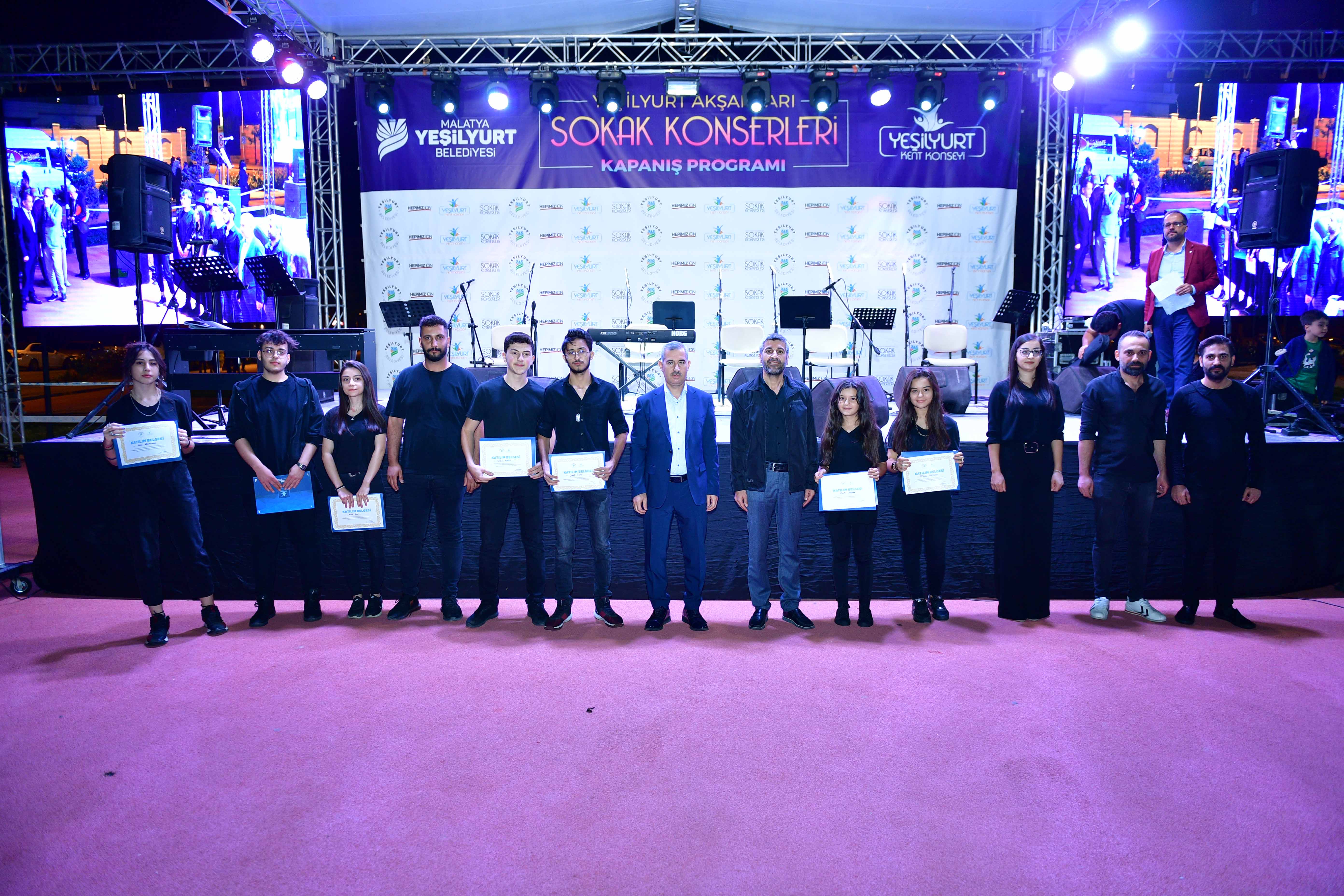 Yeşilyurt Akşamları Sokak Konserleri Kapanış Programı Renkli Anlara Sahne Oldu