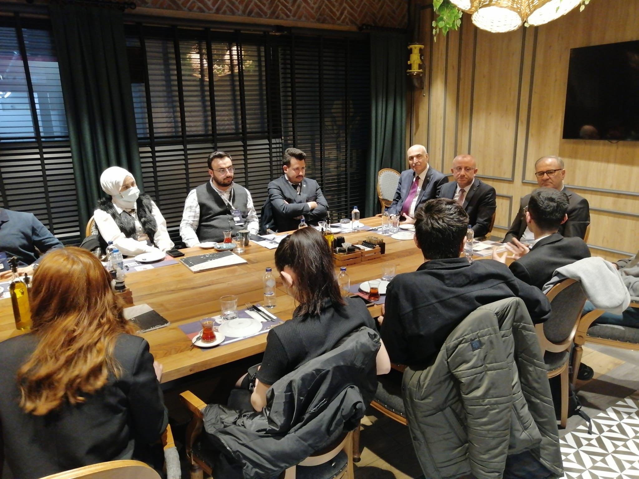 Yeşilyurt Kent Konseyi, Balıkesir’de 3. Kent Konseyleri Sempozyumuna Katıldı