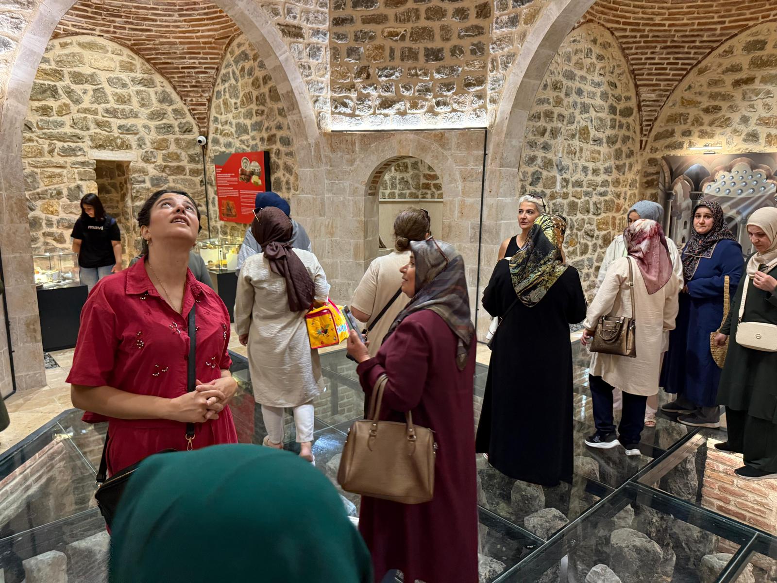 Yeşilyurt Kent Konseyi’nden Elazığ Harput’a Kültürel Gezi