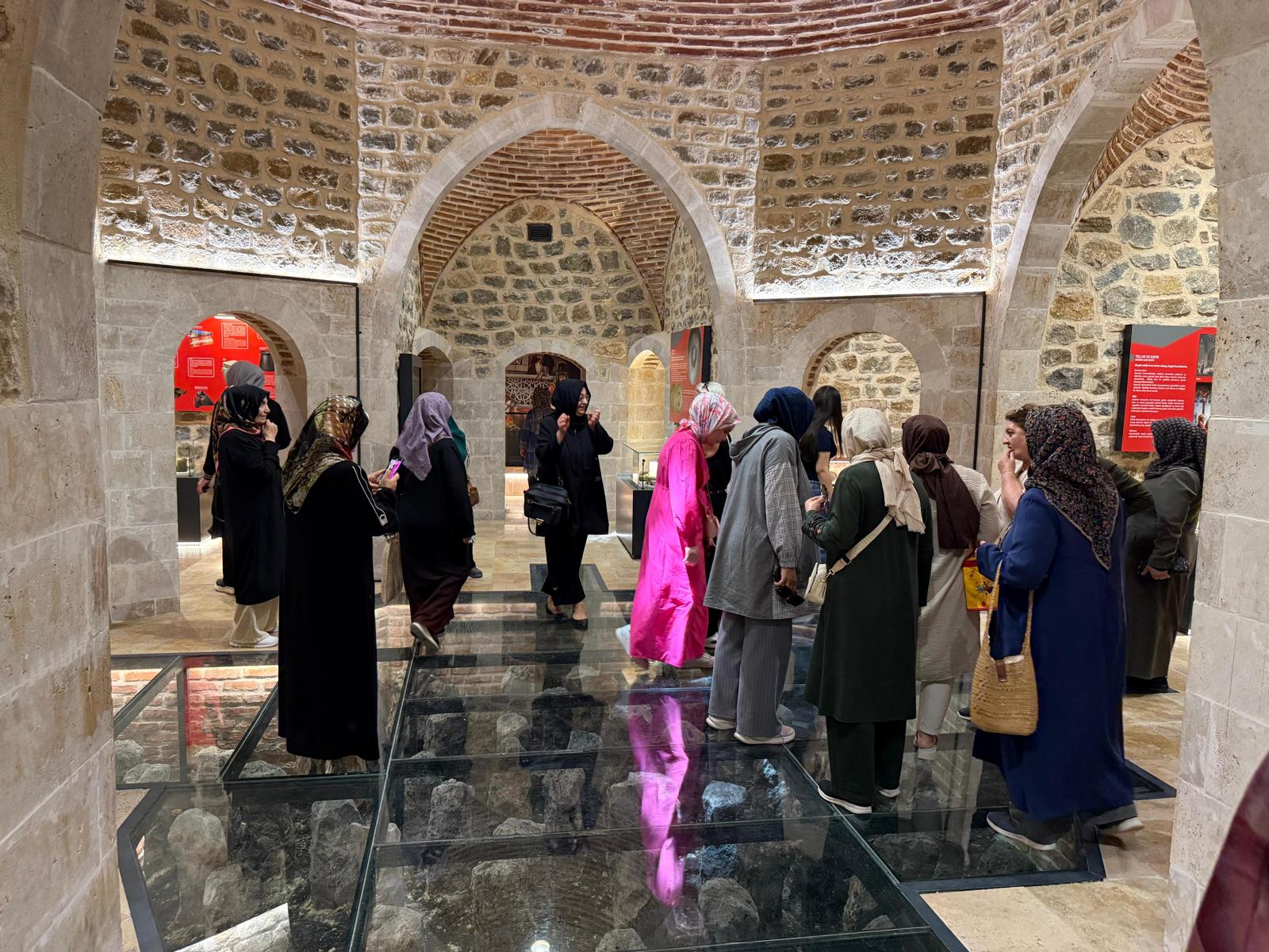 Yeşilyurt Kent Konseyi’nden Elazığ Harput’a Kültürel Gezi