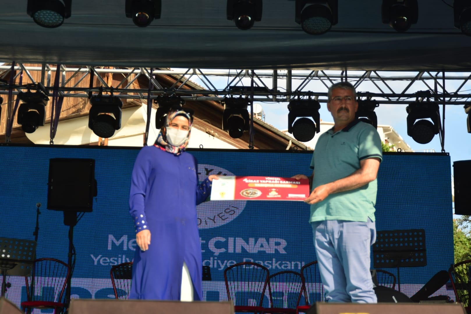 Coğrafi İşaret Tescilli Yöresel Kiraz Yaprağı Sarması Yarışması Kazananları Belli Oldu