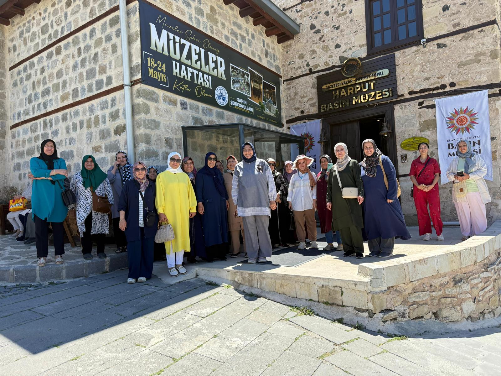 Yeşilyurt Kent Konseyi’nden Elazığ Harput’a Kültürel Gezi