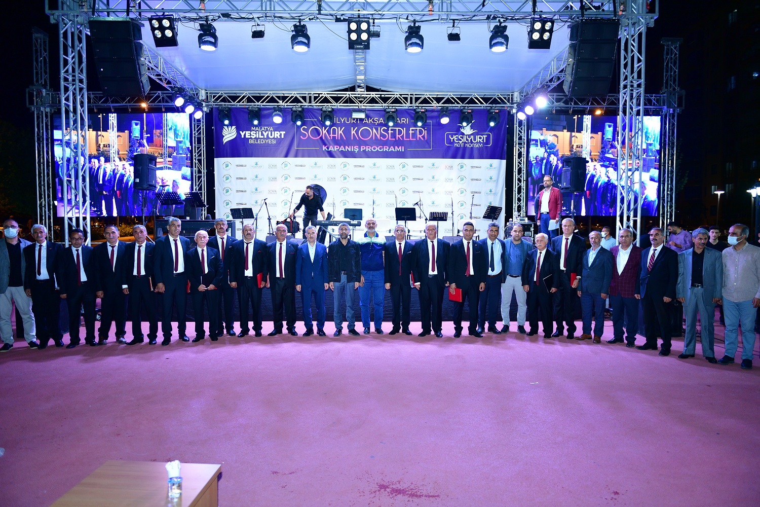 Yeşilyurt Akşamları Sokak Konserleri Kapanış Programı Renkli Anlara Sahne Oldu
