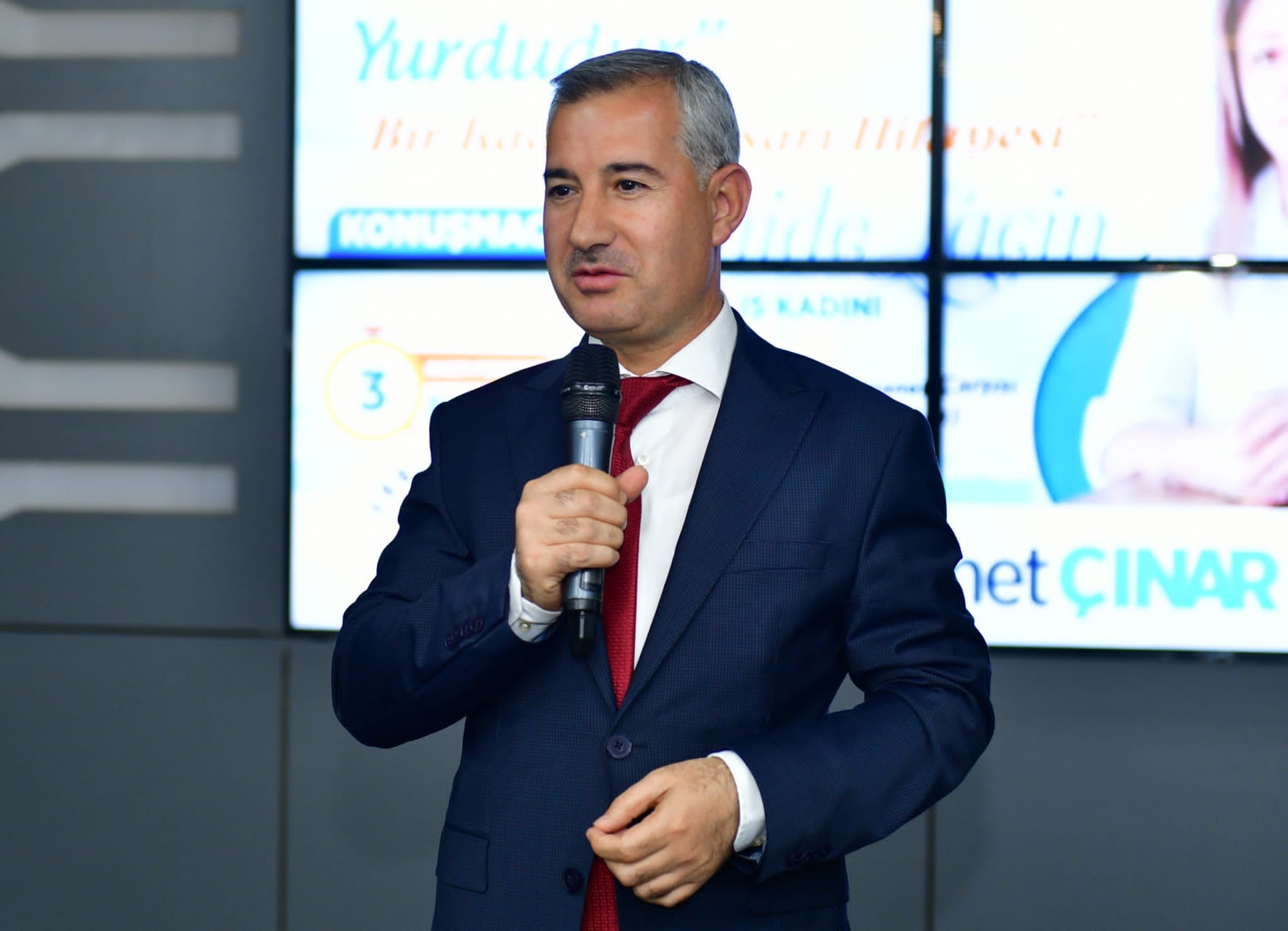BAŞKAN ÇINAR, YEŞİLYURT KENT KONSEYİNİN ‘KADIN KADININ YURDUDUR’ PROJESİNİN AÇILIŞINA KATILDI