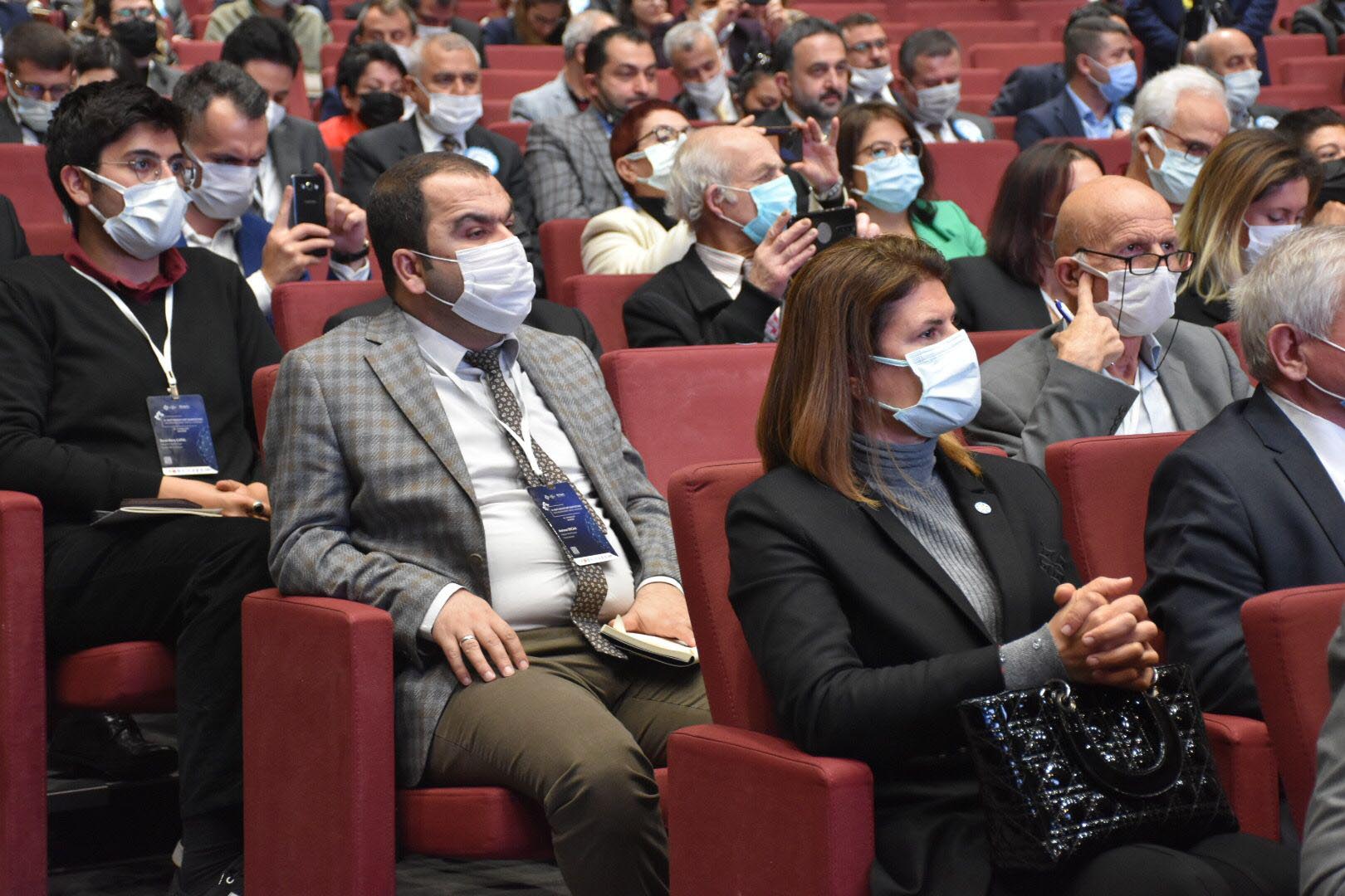 Yeşilyurt Kent Konseyi, Balıkesir’de 3. Kent Konseyleri Sempozyumuna Katıldı